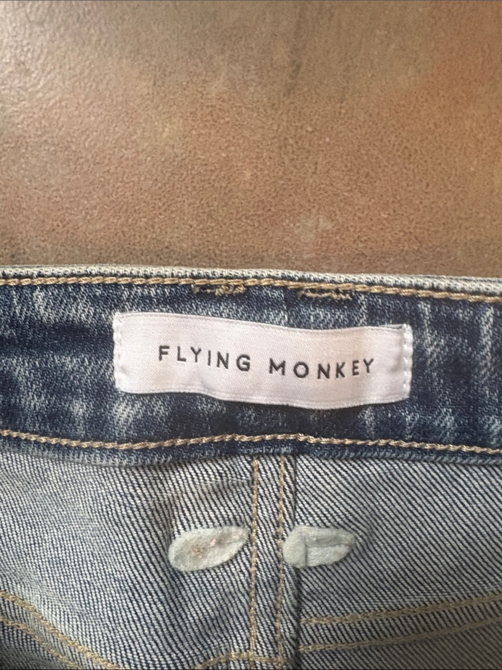 FLYING MINKEY HIGH RISE BARREL JEANS- size 26 - Picture 3 of 5